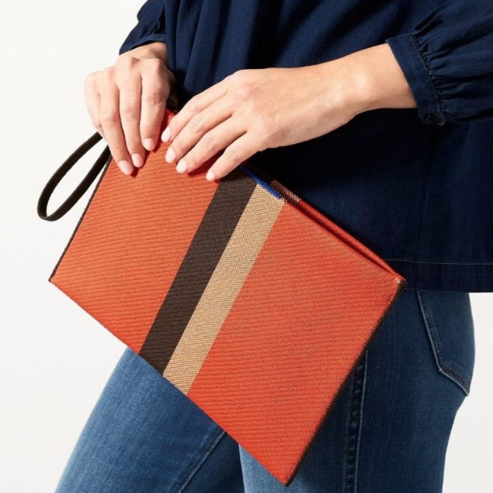 Rothy's The Essential Pouch Wristlet Color Caramel Spice
